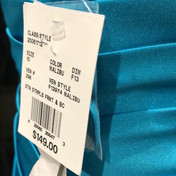 NWT David’s Bridal Satin Strapless Front and Back Pleated long dress - Picture 5 of 14